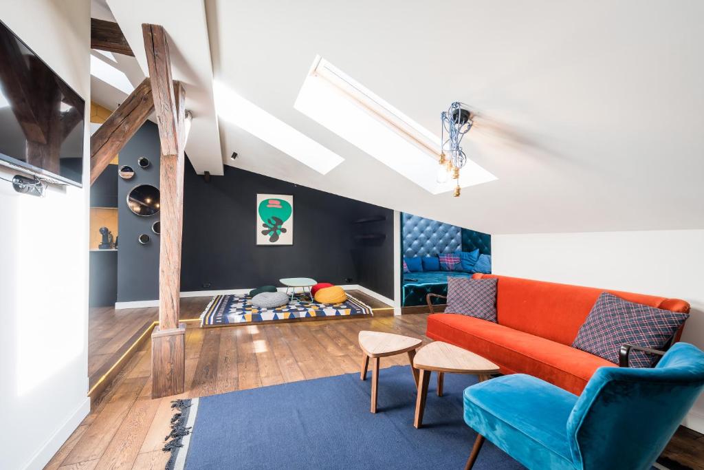 Televízia a/alebo spoločenská miestnosť v ubytovaní Wegierska Luxury Loft WAWELOFTS