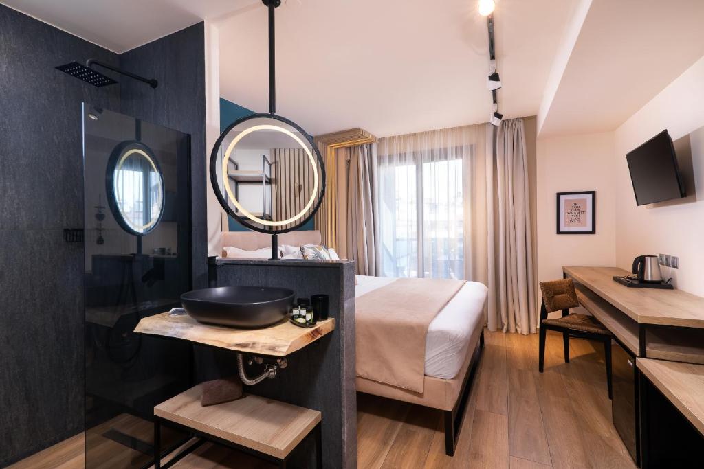 SKS Luxury Suites & Rooms - 16