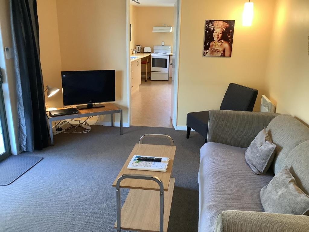 
Two-Bedroom Apartment with Private Bathroom 
