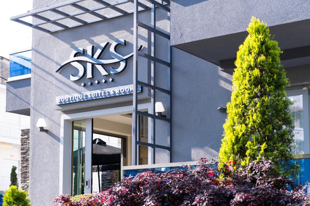 SKS Luxury Suites & Rooms - 10