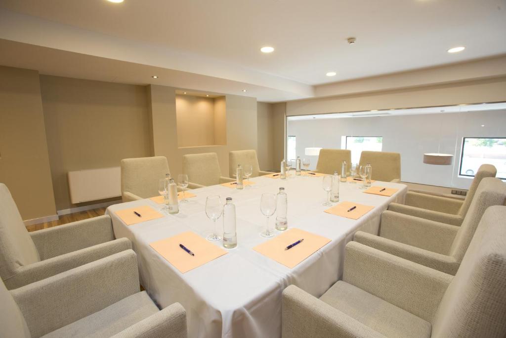 M.A. Hotel Sevilla Congresos, Sevilla – Bijgewerkte prijzen 2023