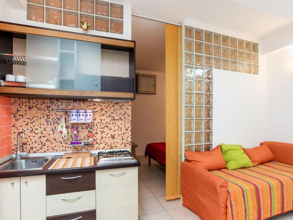 Zdjęcie z galerii obiektu Simplistic Apartment in Reitani near Lido Beach w mieście Reitani