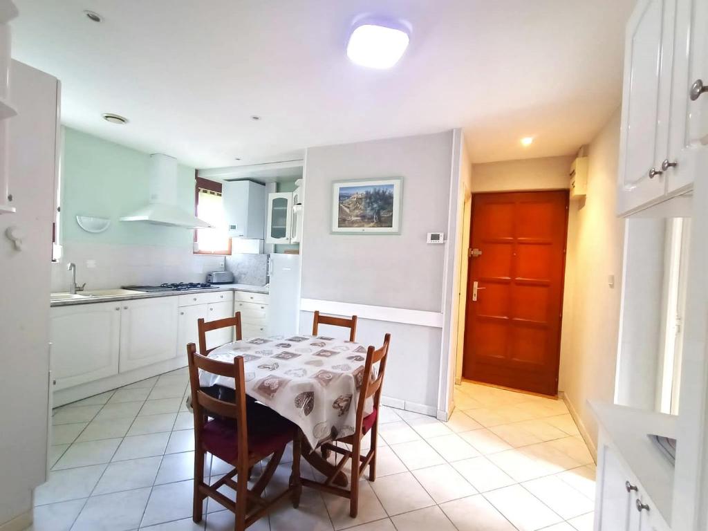 T3 Spacieux entre Ville & Lac, Wifi, Animaux Acceptés - FR-1-555-62 - 公寓