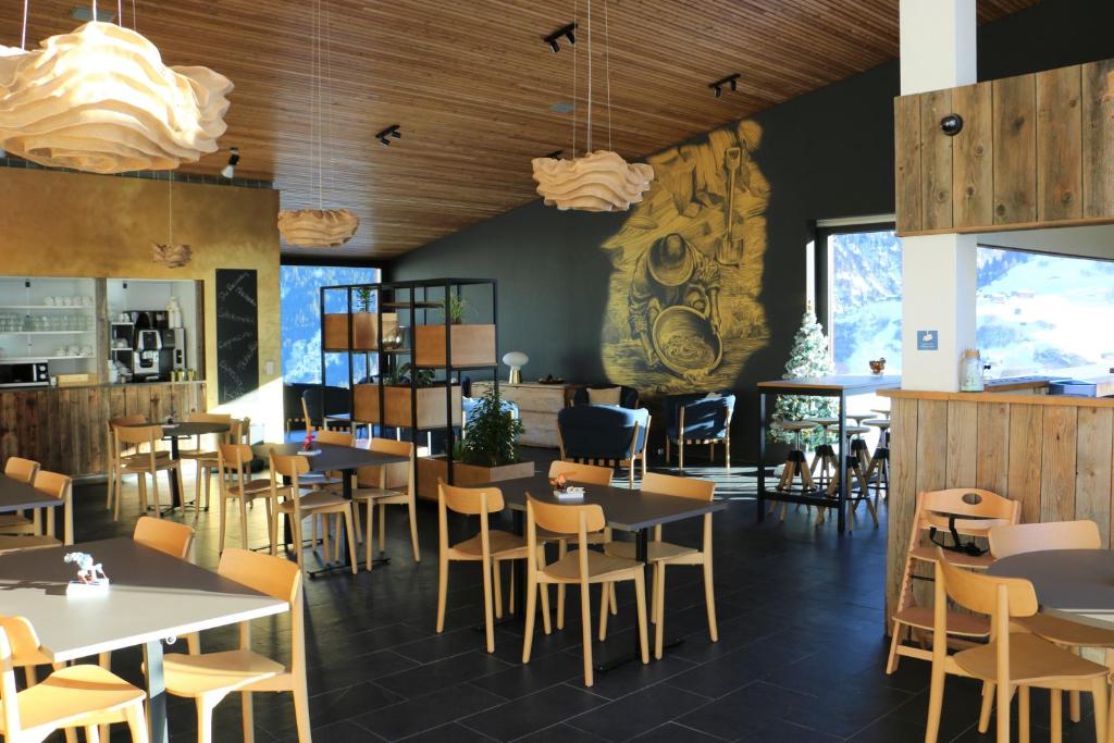 Restaurace v ubytování Reka-Feriendorf Disentis