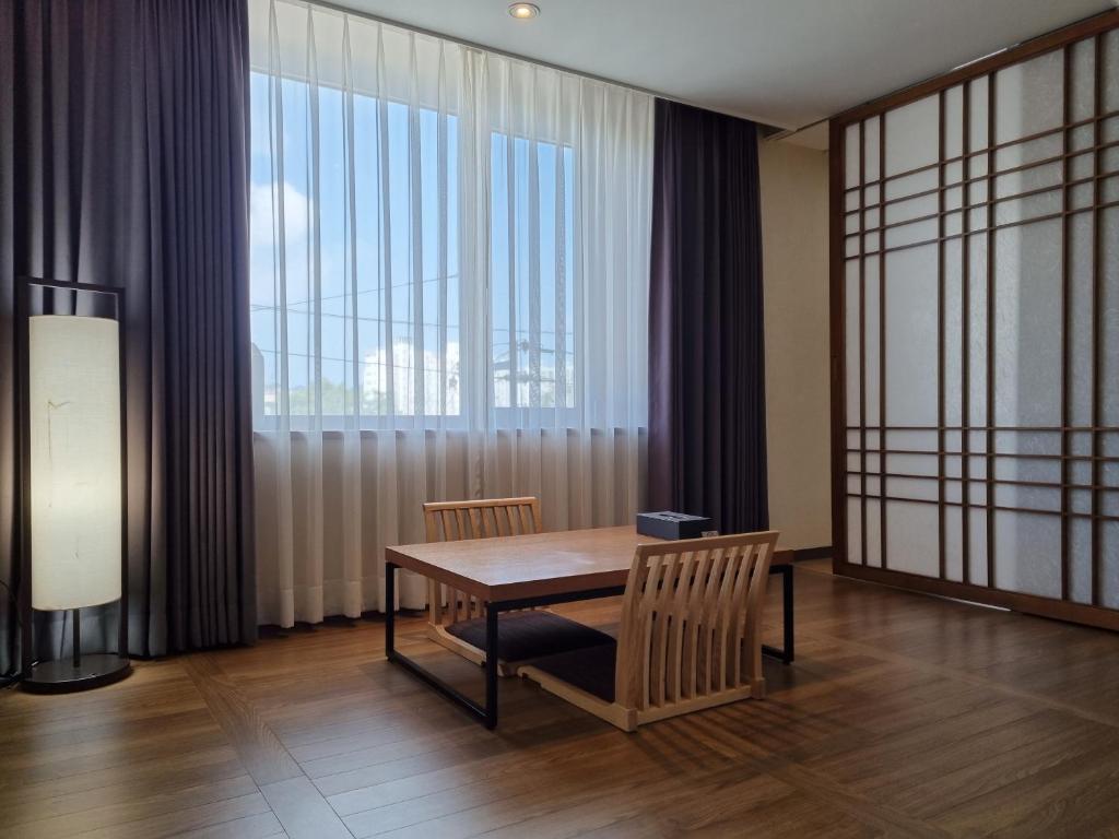 Avonhotel Gunsan - Stanza Deluxe In Stile Coreano