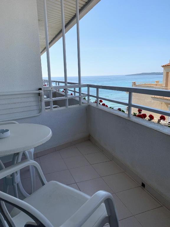 Hotel Voramar - Double Room With Side Sea View