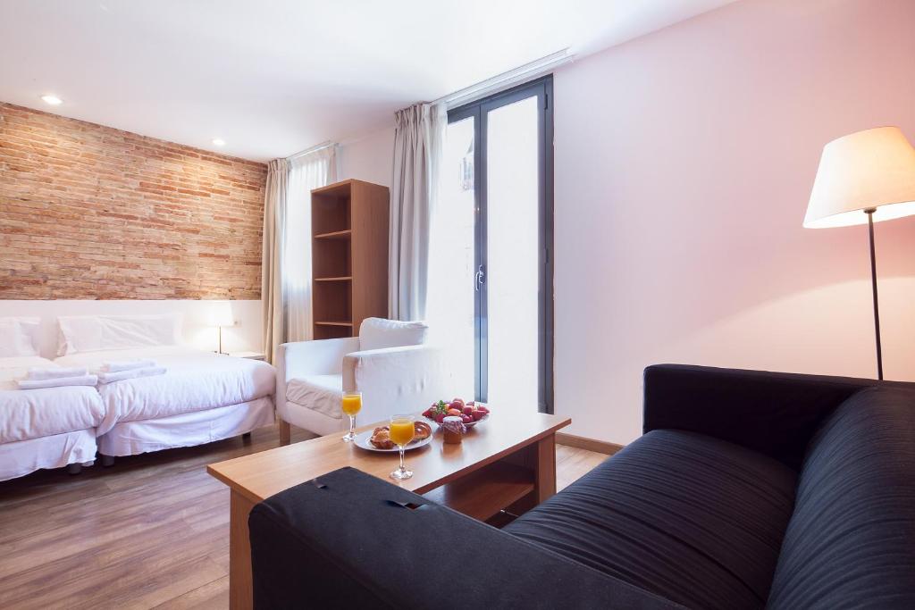 Inside Barcelona Apartments Sants - 1