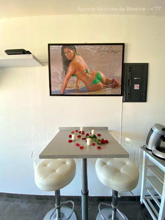 Studios Héliopolis Village Naturiste - Standard Apartment