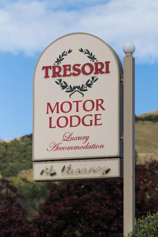Certifikát, hodnocení, plakát nebo jiný dokument vystavený v ubytování Tresori Motor Lodge