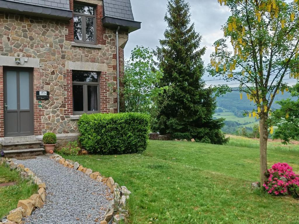 Zahrada ubytování B&B Les Tchéous