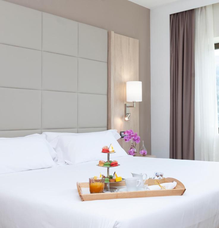 Hotel Puerta de Bilbao - Executive Suite