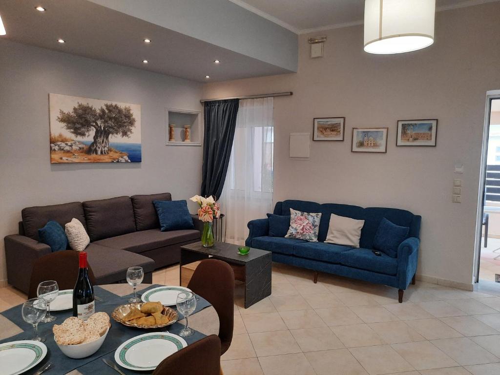 A seating area at Pavlos Apartment