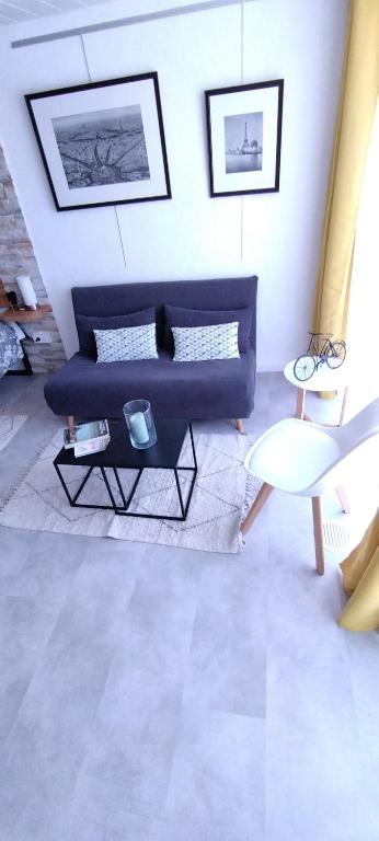 Część wypoczynkowa w obiekcie LE COSY Joli F2 proche gare, Arénes avec terrasse privée
