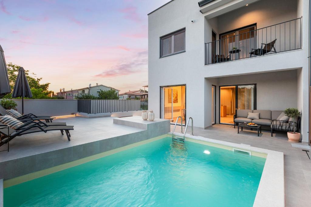 Πισίνα στο ή κοντά στο Villa Amari