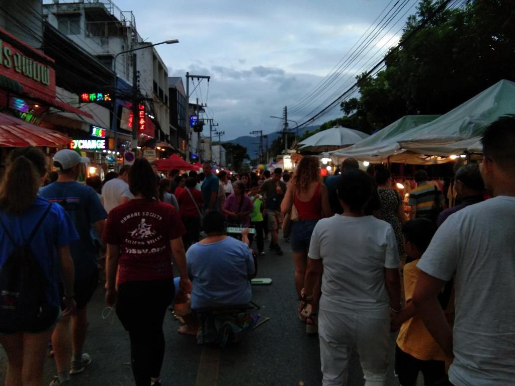 Born Guest House - Resim 39