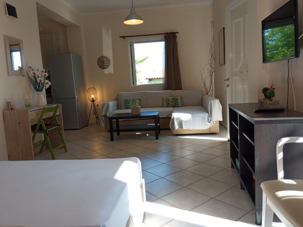 Posteľ alebo postele v izbe v ubytovaní Sea Side House Kourouta