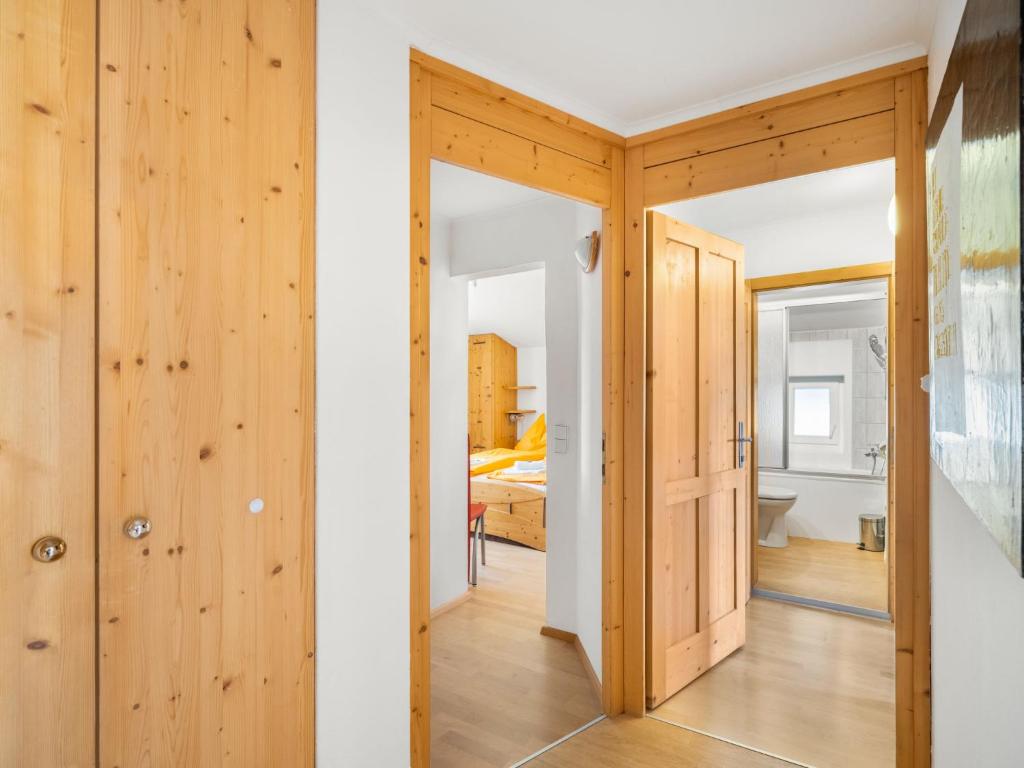 Postel nebo postele na pokoji v ubytování Apartment Rupertus-4 by Interhome