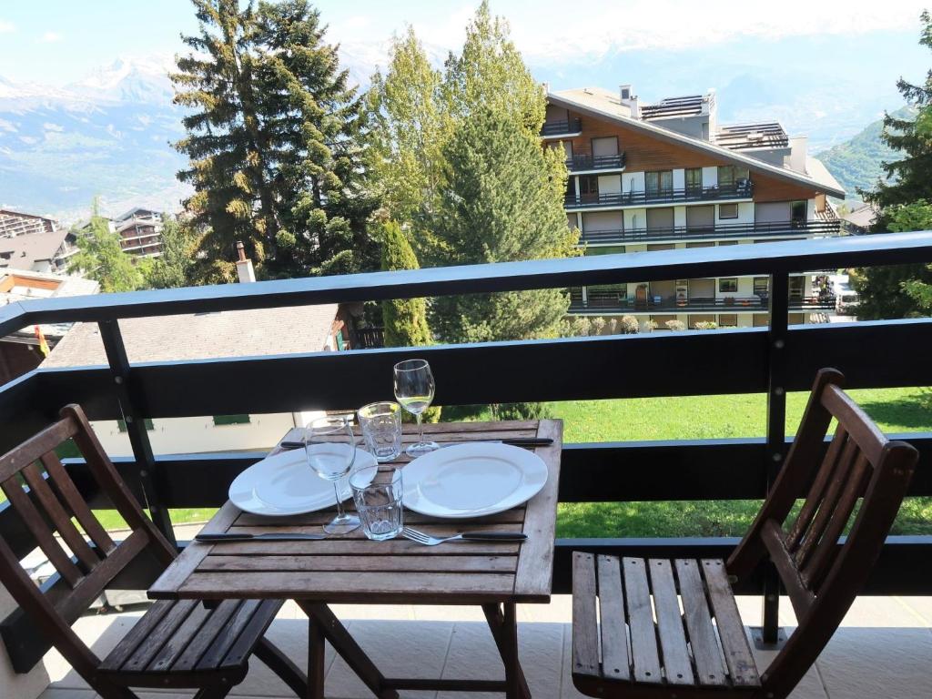 Nespecifikovaný výhled na hory nebo výhled na hory při pohledu z apartmánu