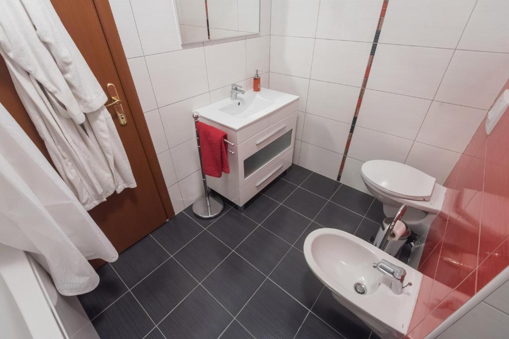 Koupelna v ubytování Apartment Villa Slavija