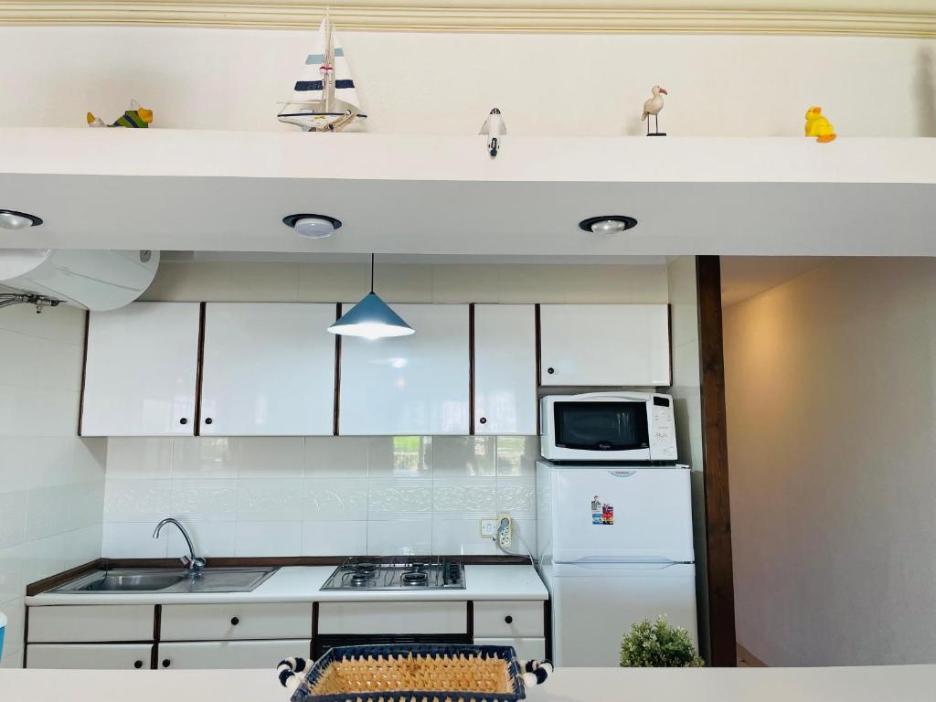 Fotografia z galérie ubytovania MAURICI BJ2 - Apartamento en Empuriabrava con piscina comunitaria v destinácii Empuriabrava