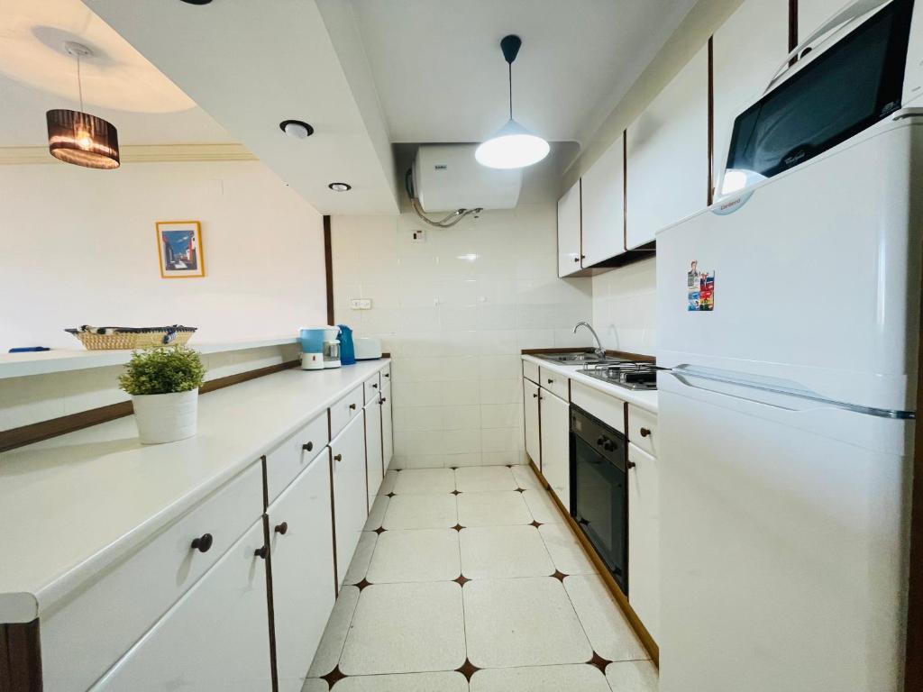 Fotografia z galérie ubytovania MAURICI BJ2 - Apartamento en Empuriabrava con piscina comunitaria v destinácii Empuriabrava