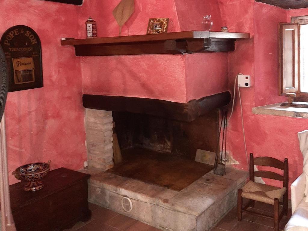 Zdjęcie z galerii obiektu Casa Piccolo Borgo w mieście Campello sul Clitunno
