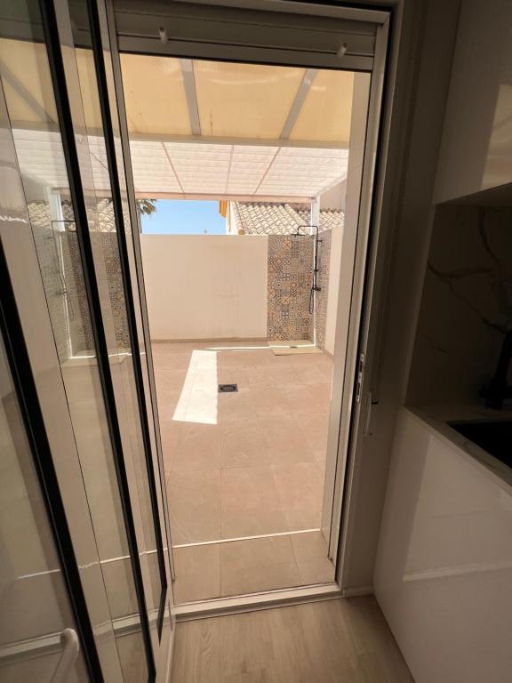 Kúpeľňa v ubytovaní BONITO ADOSADO CON PISCINA A 200 M DE LA PLAYA