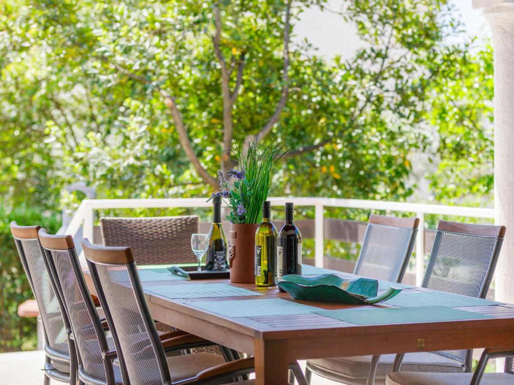 Zahrada ubytování Holiday Home Suncana by Interhome