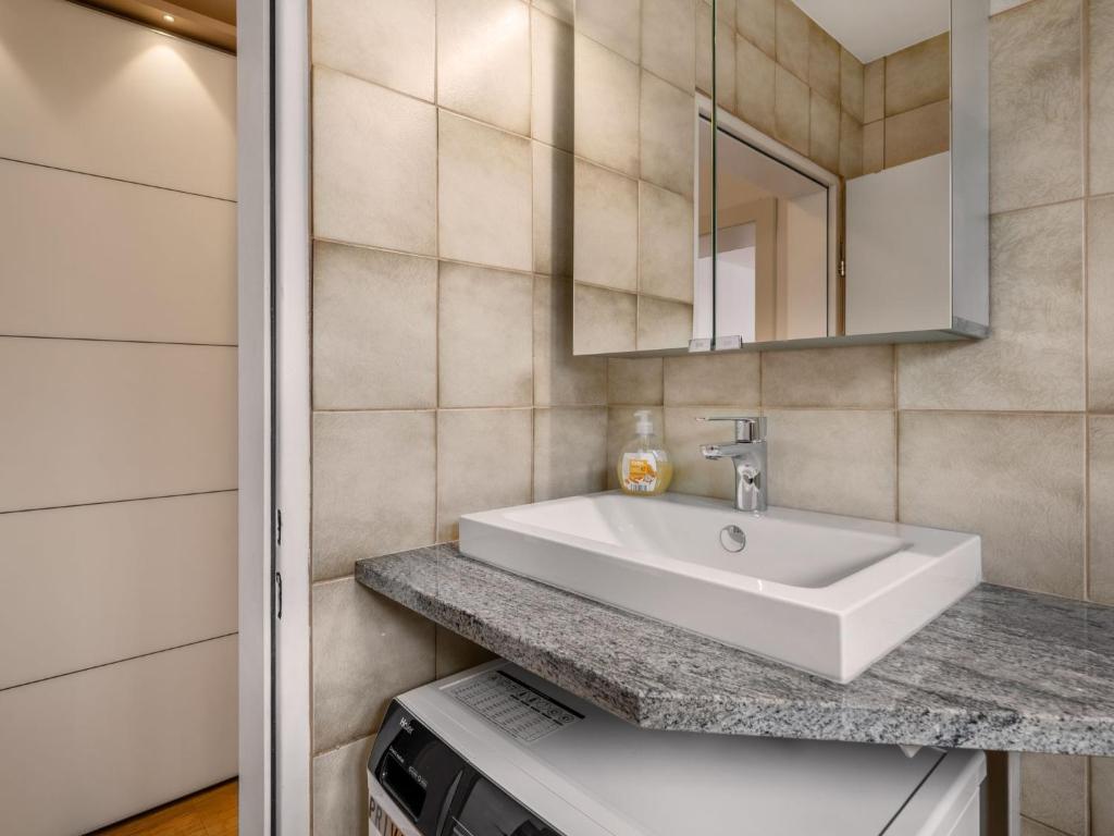 Kép Apartment Holger by Interhome szállásáról Zell am Seeben a galériában