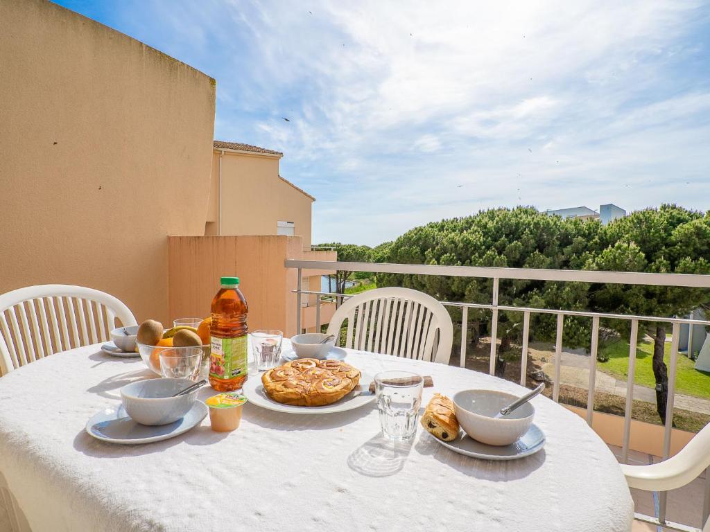 Apartment Les Rives du Lac-7 by Interhome