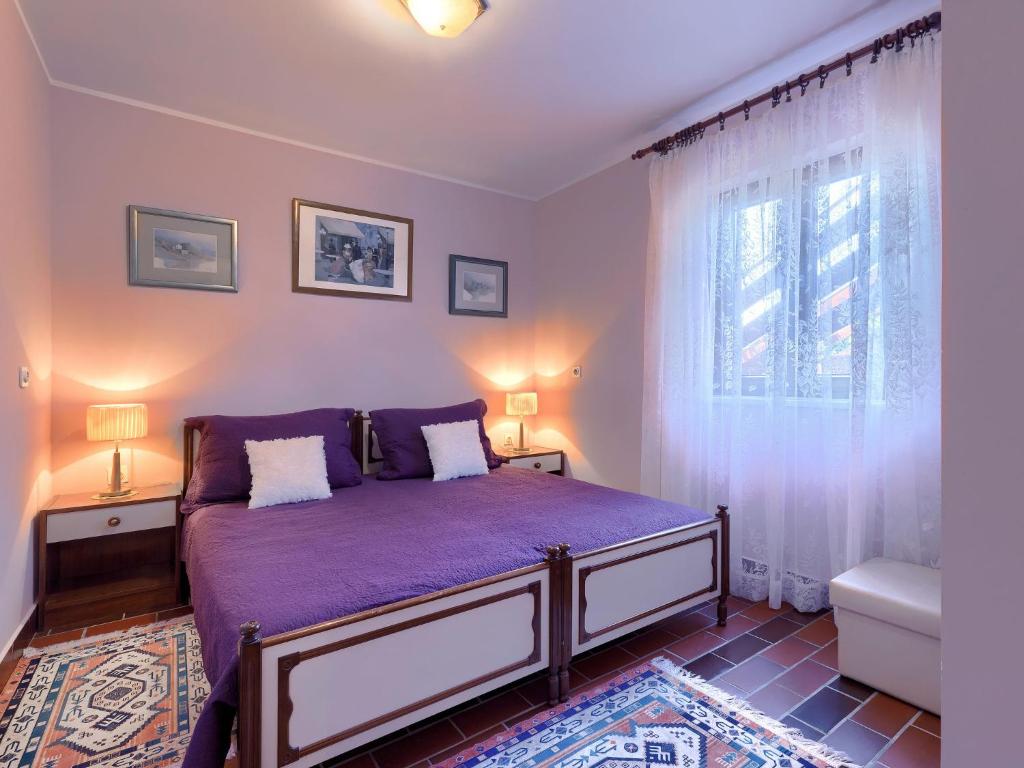 Posteľ alebo postele v izbe v ubytovaní Apartment Tiziana-3 by Interhome