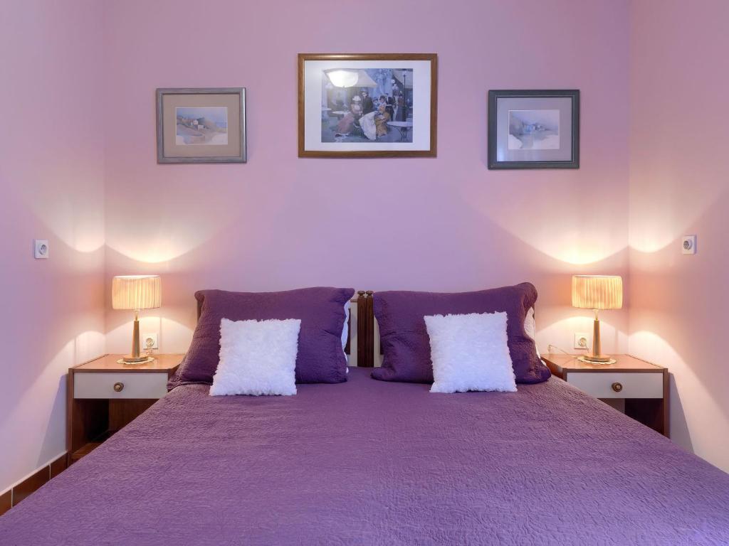 Posteľ alebo postele v izbe v ubytovaní Apartment Tiziana-3 by Interhome