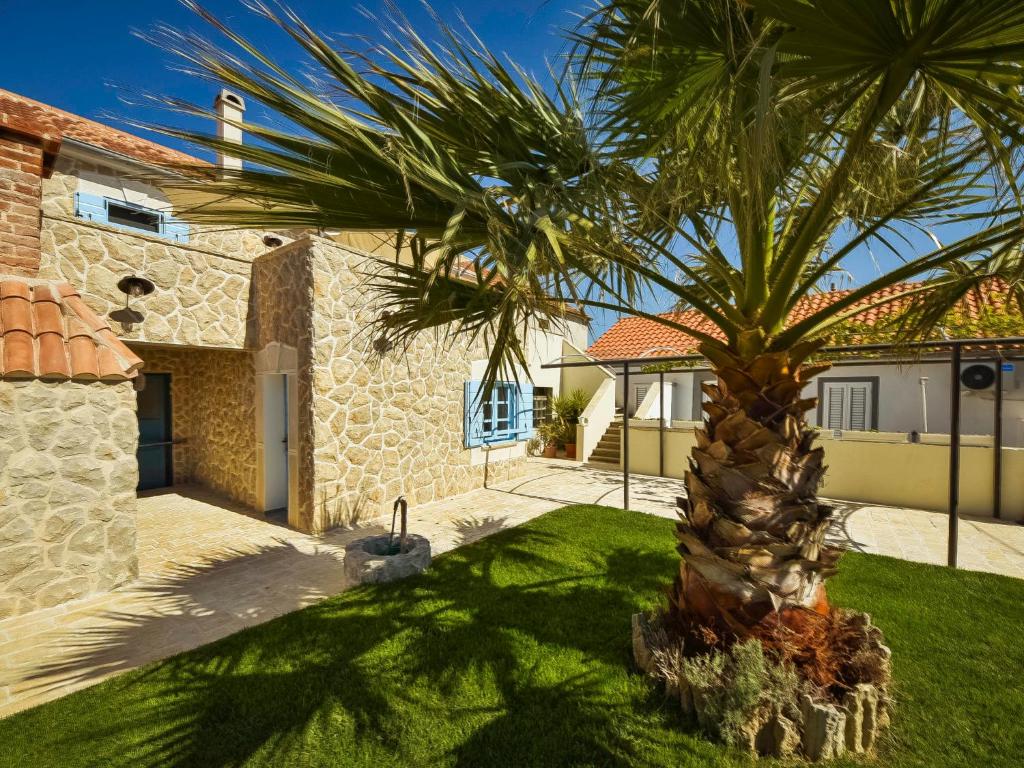 Zdjęcie z galerii obiektu Holiday Home Maja by Interhome w mieście Zarići