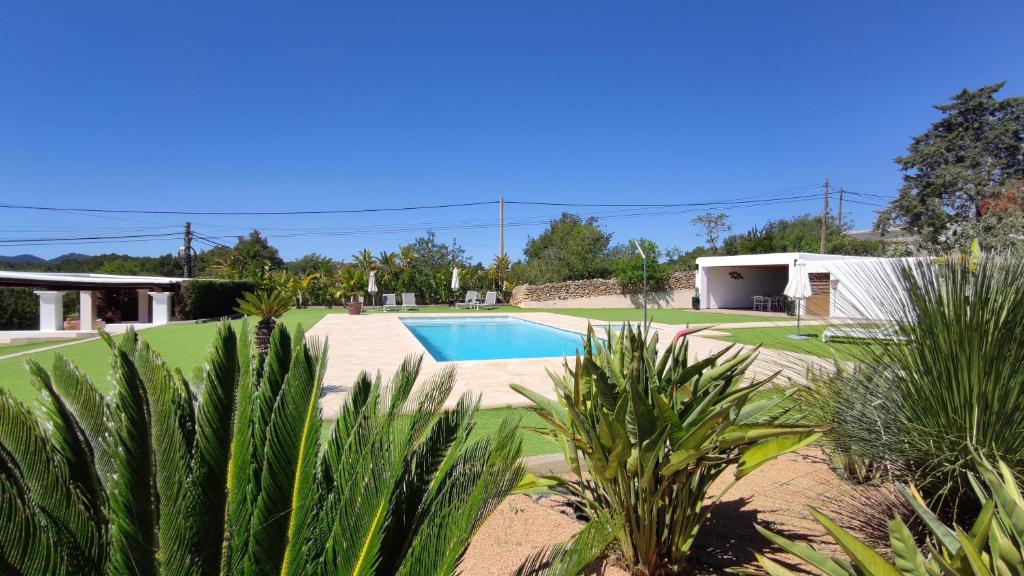 Villa Con Piscina Privada, Santa Eularia des Riu – Updated ...
