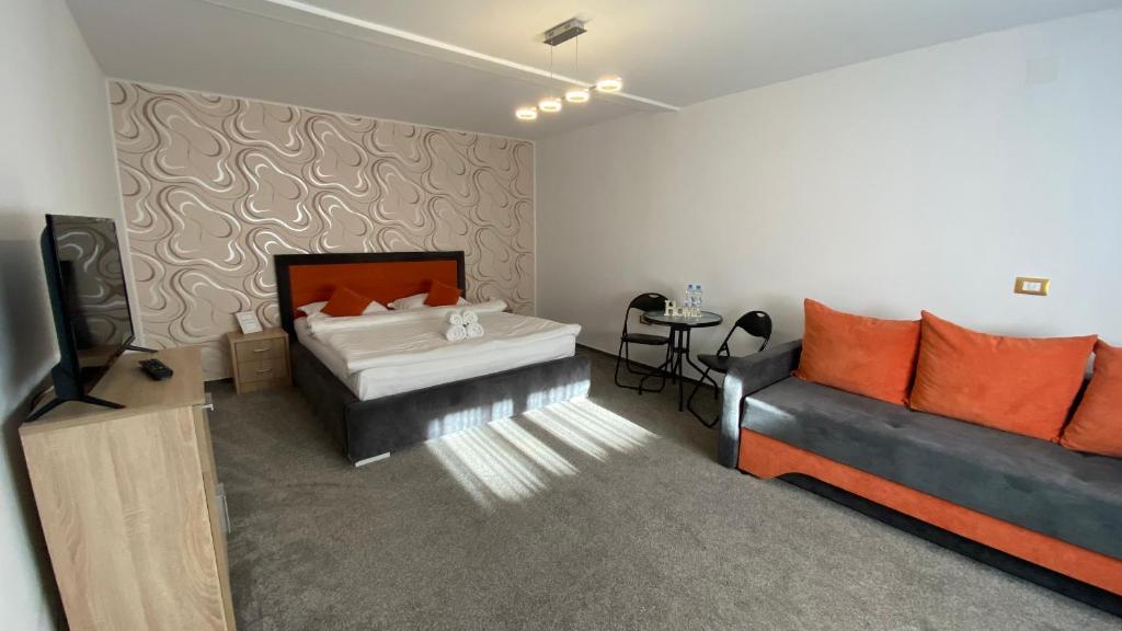TV a/nebo společenská místnost v ubytování Orange House Constanta
