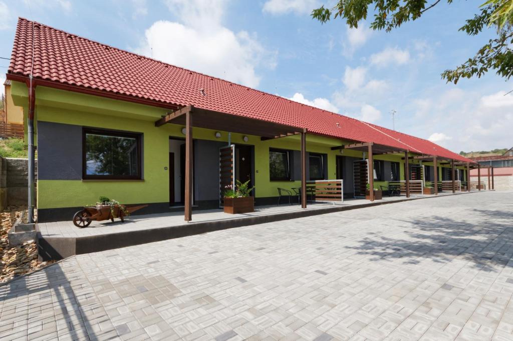 Budynek, w którym mieści się apartament