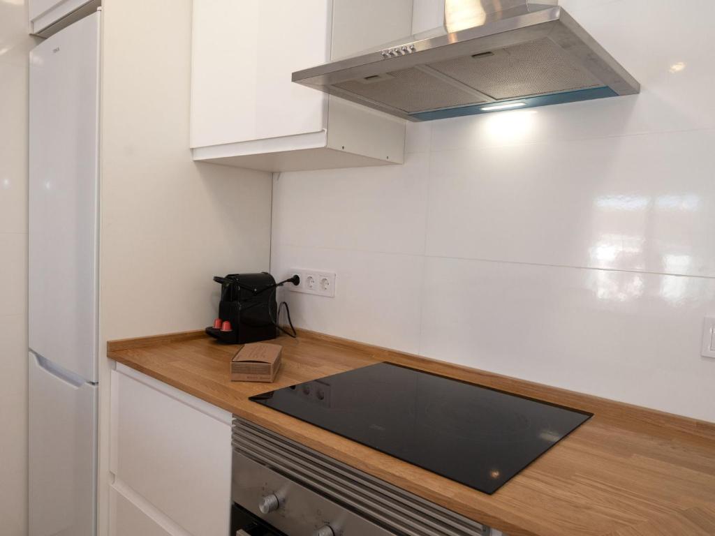 A kitchen or kitchenette at Apartment Blue Sea by Interhome
