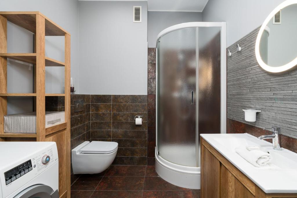 Kúpeľňa v ubytovaní Apartments Nowe Chwaliszewo by Noclegi Renters
