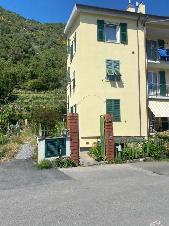 Nespecifikovaný výhled na hory nebo výhled na hory při pohledu z apartmánu