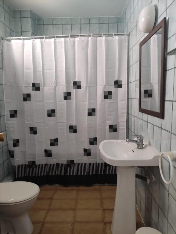 Koupelna v ubytování Alpen1 Peñismar II