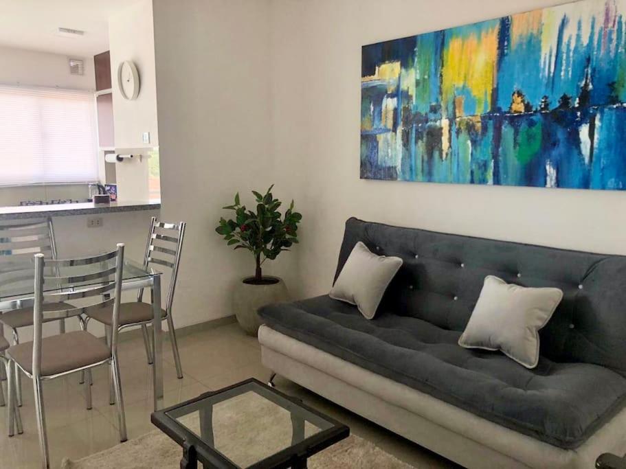 Hermoso Departamento Amoblado Zona Sirari