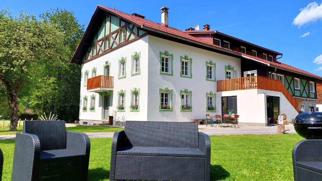 Budova, v ktorej sa apartmán nachádza