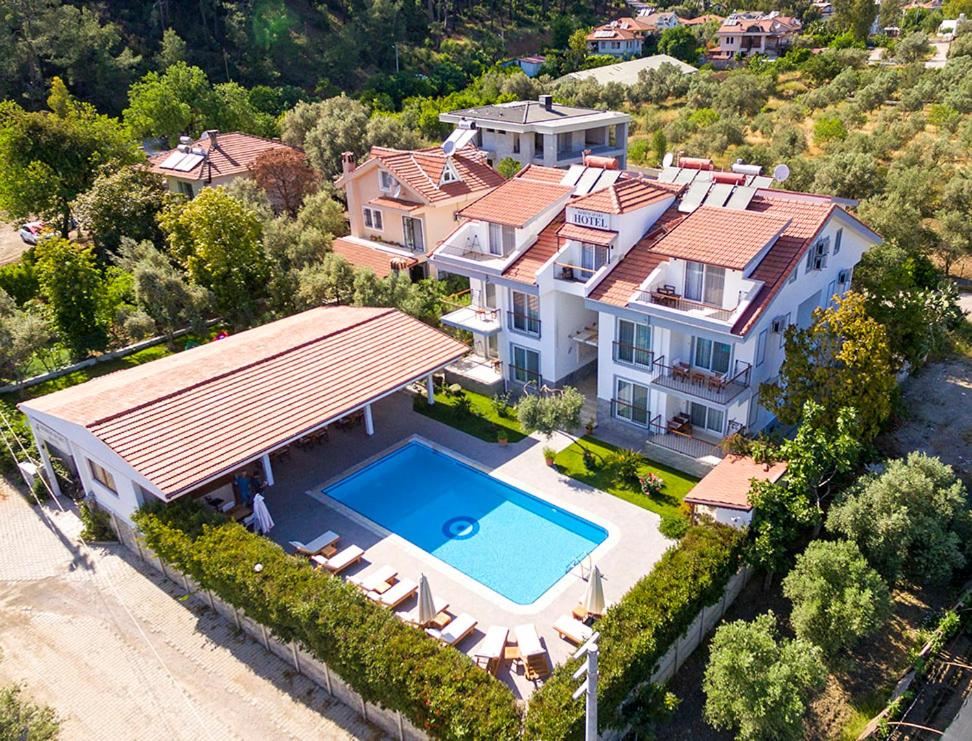 Bazén v ubytování Kerem Apart Hotel nebo v jeho okolí