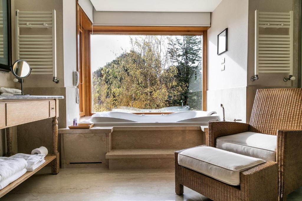 Cama ou camas em um quarto em Llao Llao Resort, Golf-Spa