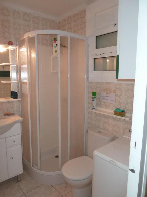 Kúpeľňa v ubytovaní Apartamento con vista impresionante a la bahía de Roses-189