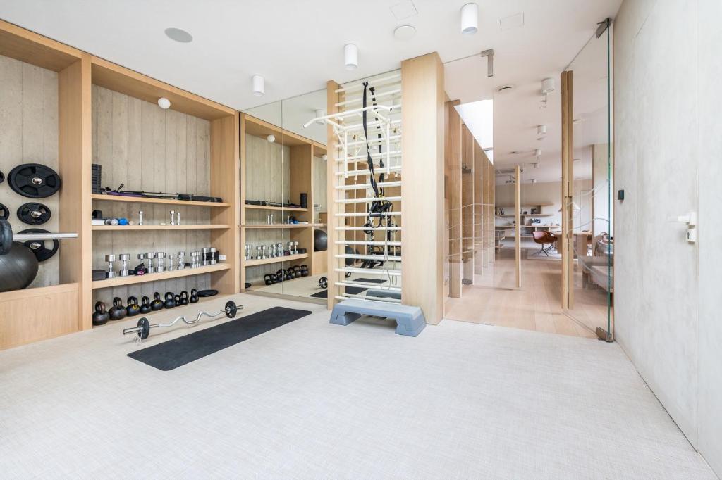 Posilňovňa alebo fitness centrum v ubytovaní Nadmorski Dwór - Green Apartment