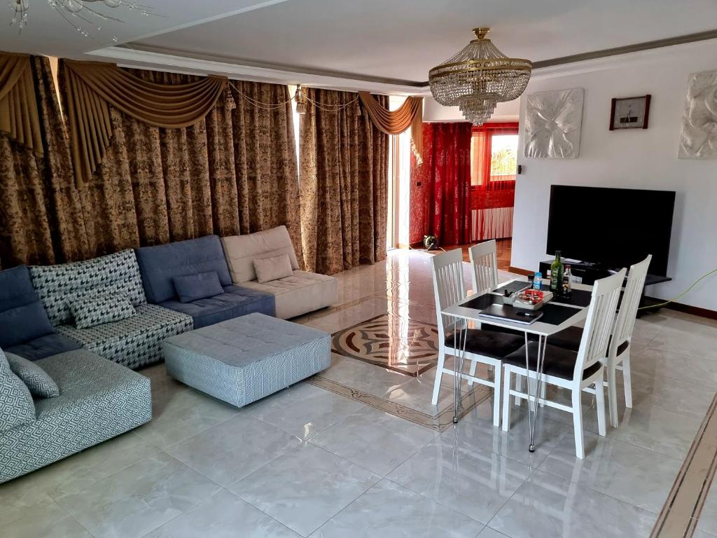 MIRADOR DEL CERRADO free parking - 10