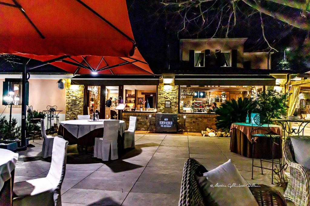 Restaurace v ubytování Tavern di Arqua'