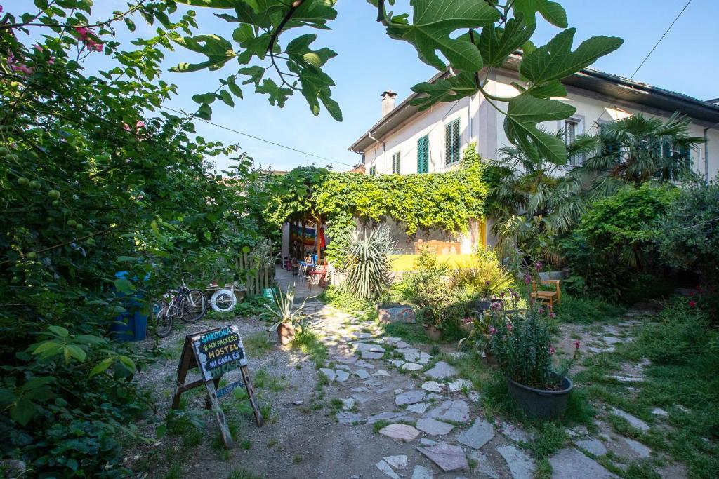 Zahrada ubytování Mi Casa es Tu Casa - Shkodra Backpackers Hostel