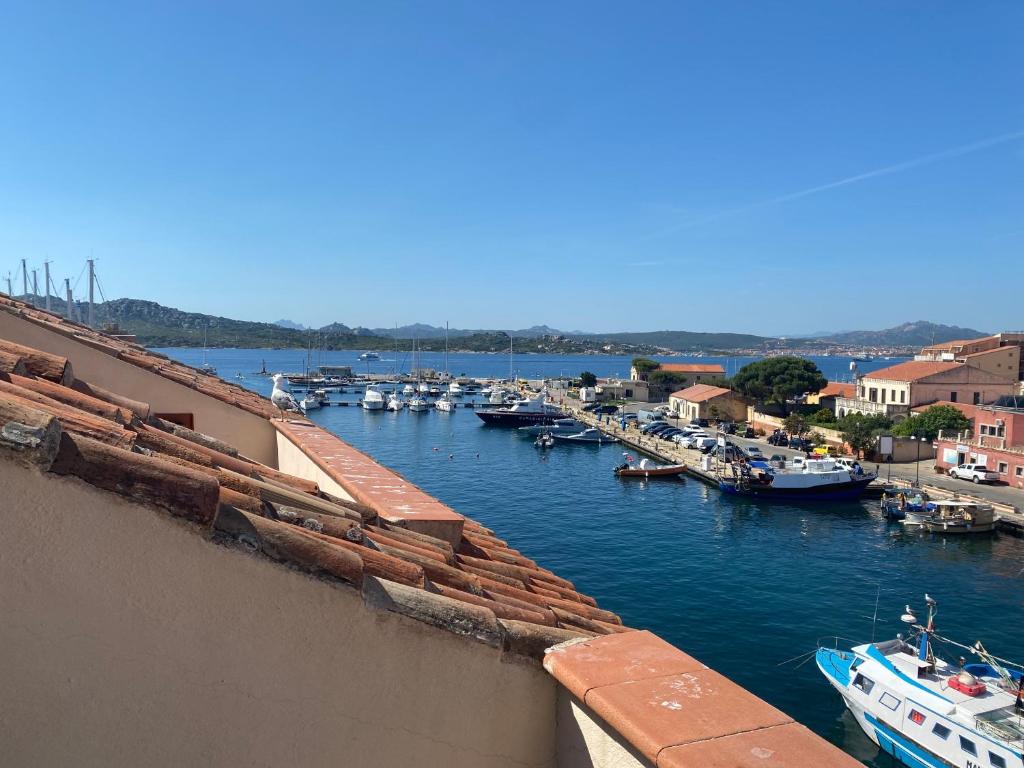 Foto dalla galleria di Penthouse Cala Gavetta a La Maddalena